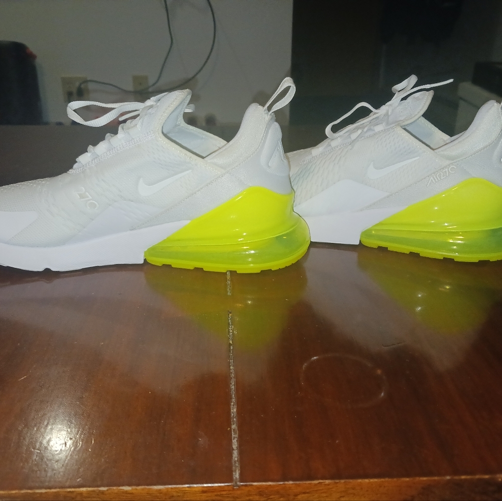 Men's Nike 270